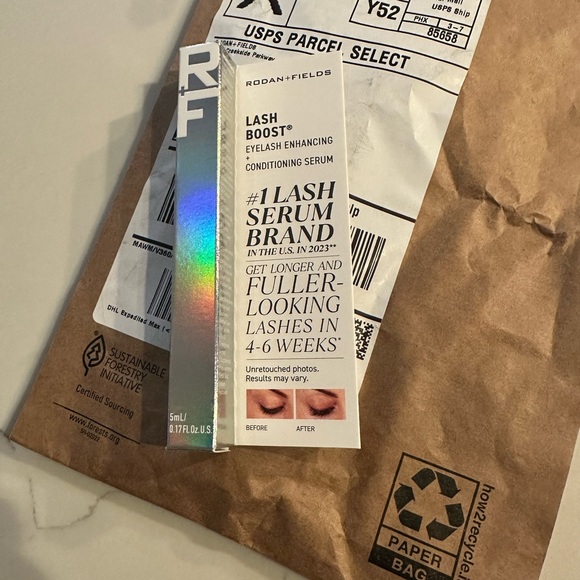 Rodan + Fields Lash Boost - Picture 9 of 11